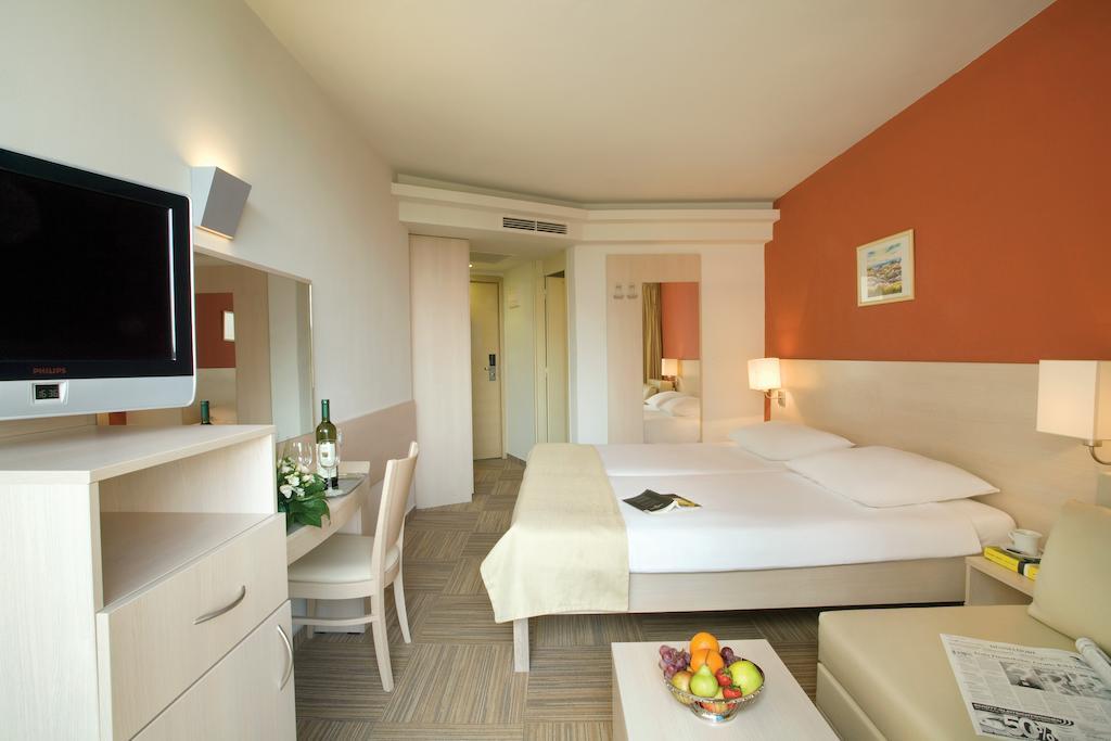 Sunny By Valamar, Ex Crystal Porec