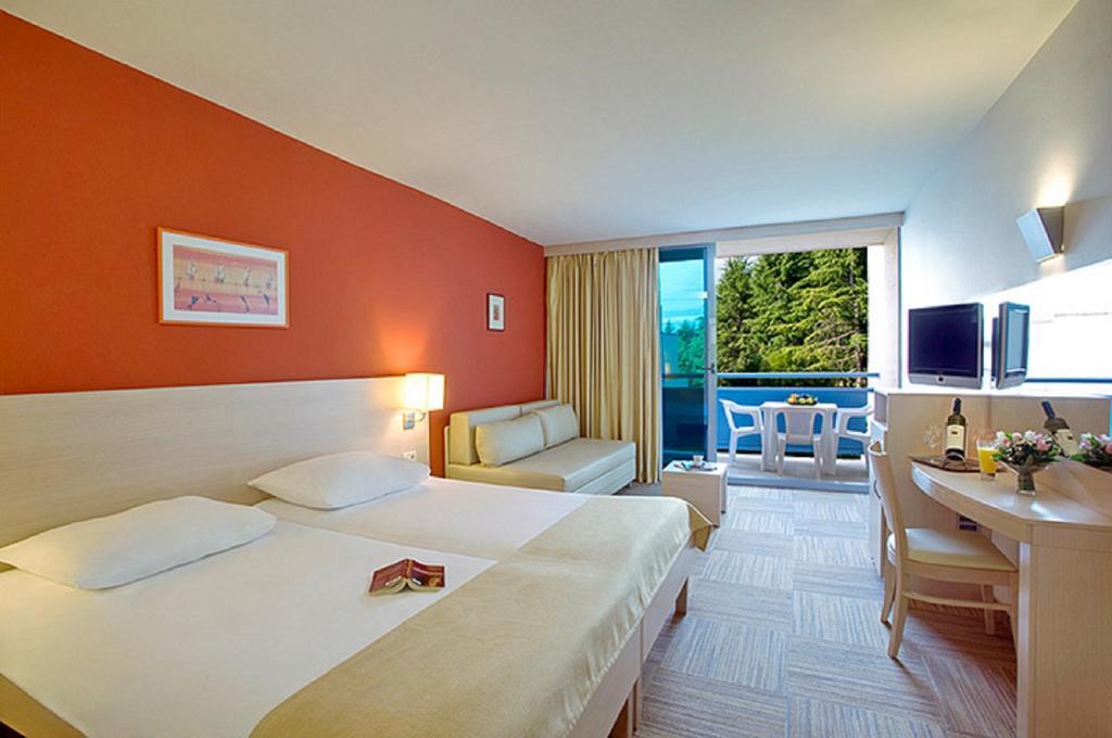 Sunny By Valamar, Ex Crystal Hotel Porec